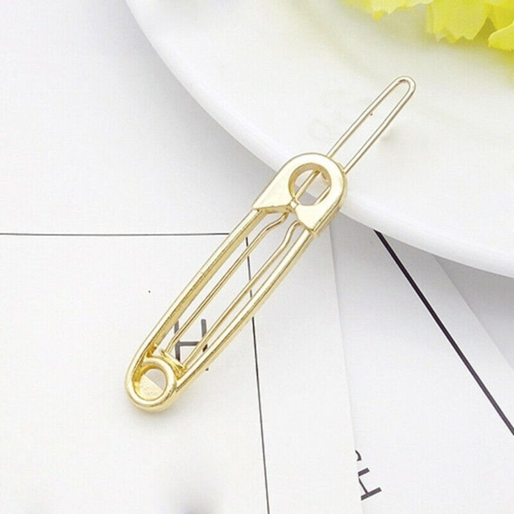 Safety pin hair clip / Barrette